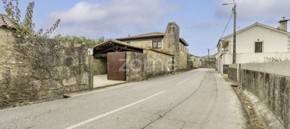 3 bedrooms House in Barcelos, Portugal No. 31480 40