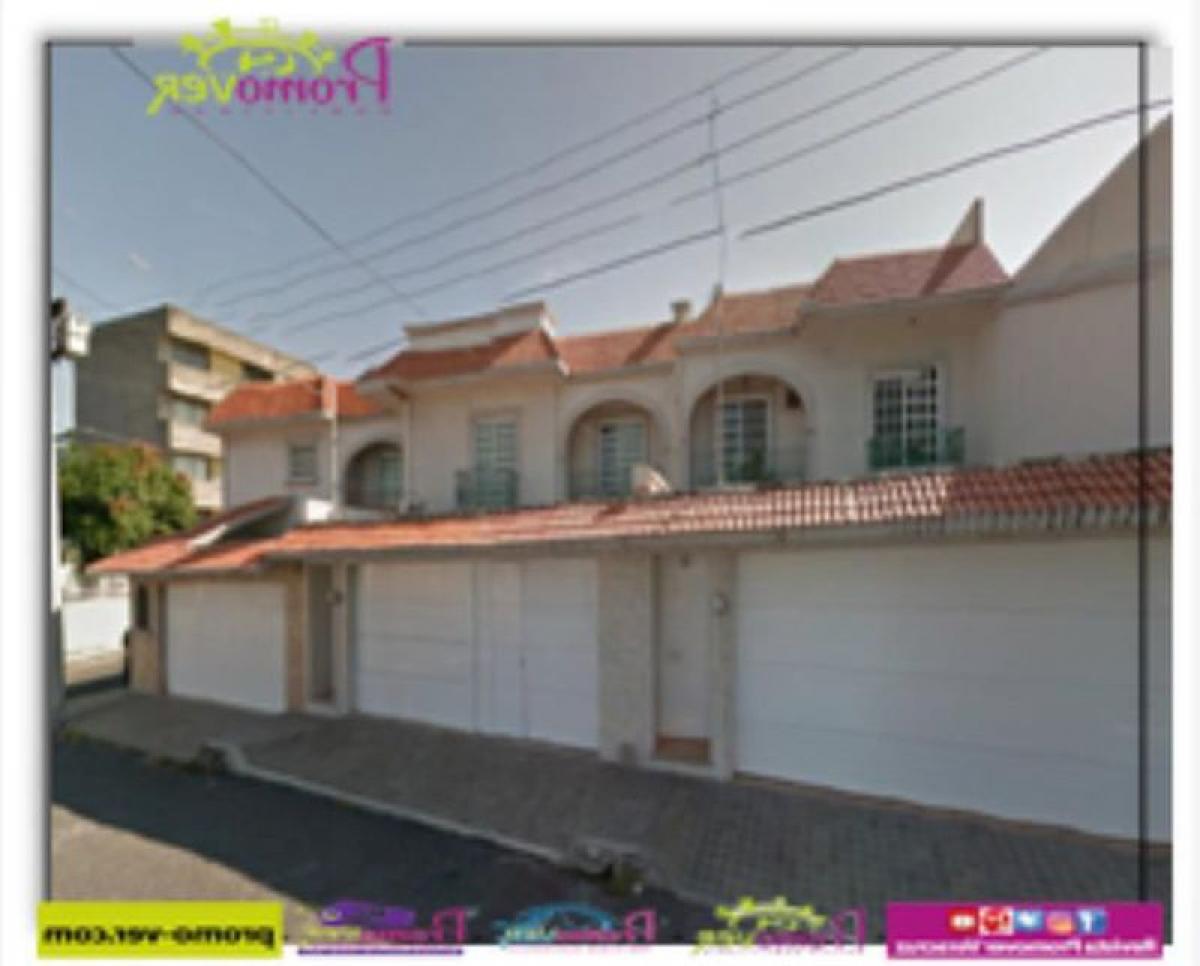 Casa de 5 dormitorios en Veracruz, Mexico No. 221890