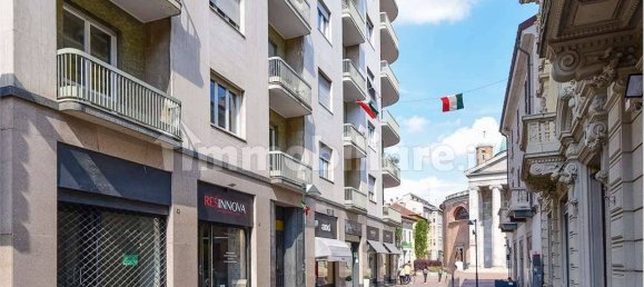 2 bedrooms Penthouse in Seregno, Italy No. 348586 27