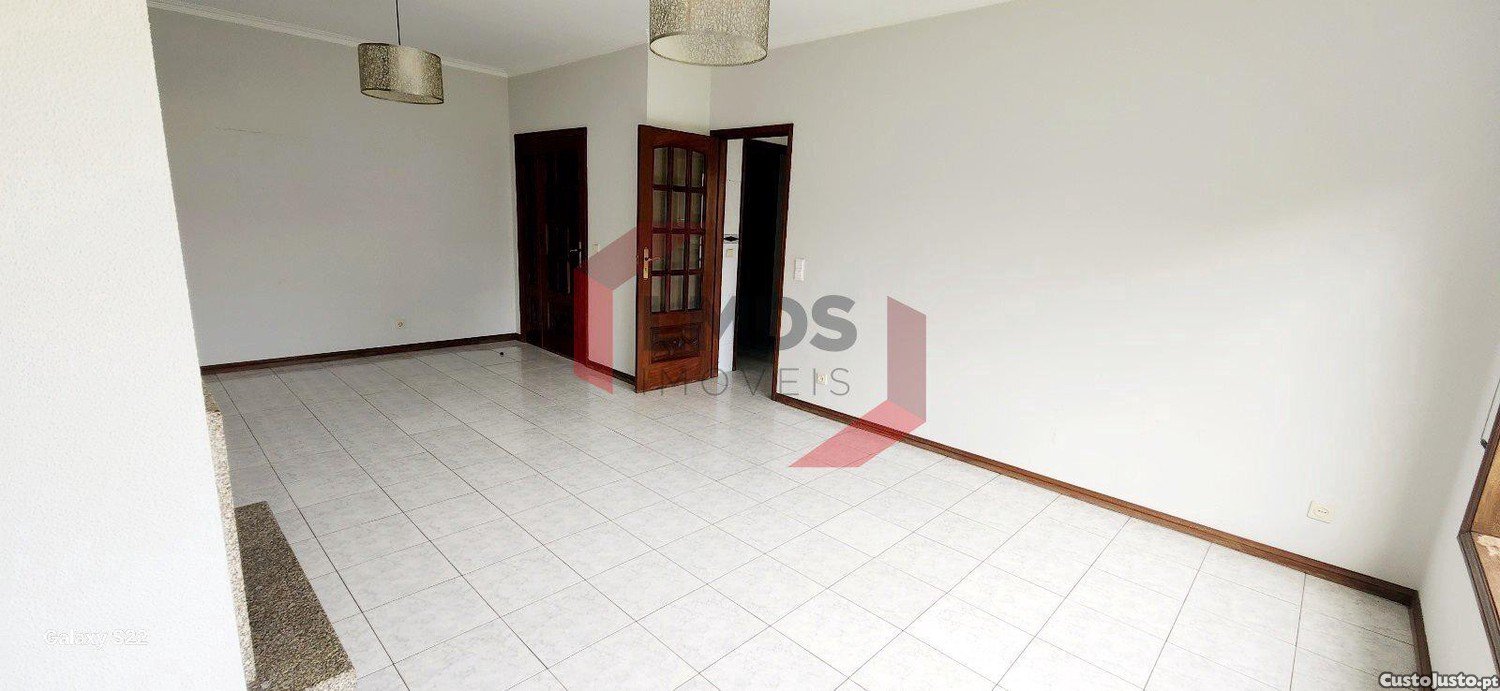 2 bedrooms Apartment in Vila Nova de Gaia, Portugal No. 236092