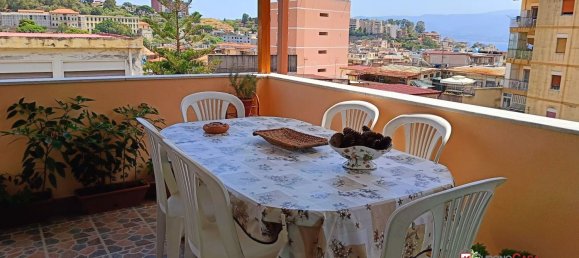 4 rooms Apartment in Messina, Italy No. 285956 2
