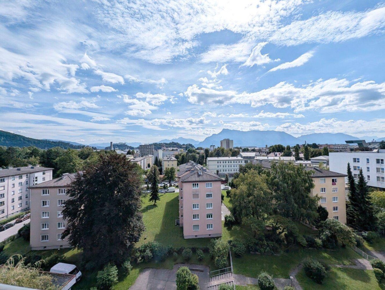 3غرفة شقة في Salzburg, Austria رقم 260009