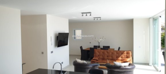 4 bedrooms Villa in Adeje, Spain No. 28036 4