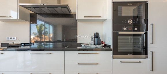 4 bedrooms Villa in Adeje, Spain No. 28036 10