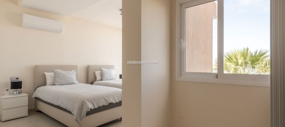 4 bedrooms Villa in Adeje, Spain No. 28036 17