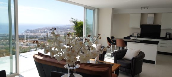 4 bedrooms Villa in Adeje, Spain No. 28036 7