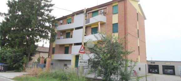 2 bedrooms Apartment in Cadelbosco di Sopra, Italy No. 376498 3
