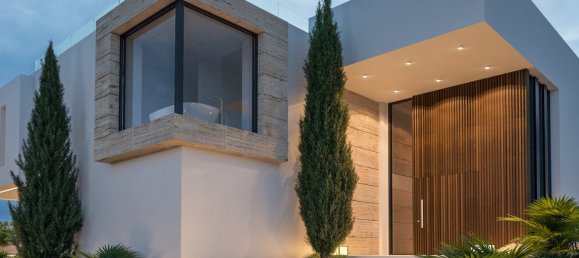 5 bedrooms Villa in Marbella, Spain No. 4794 8