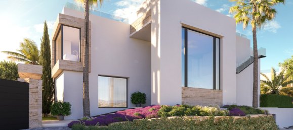5 bedrooms Villa in Marbella, Spain No. 4794 6