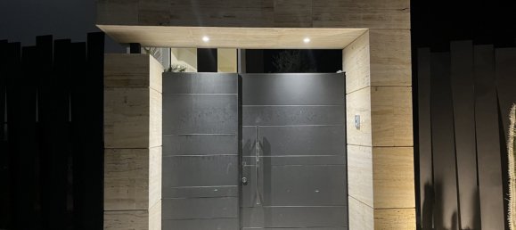 5 bedrooms Villa in Marbella, Spain No. 4794 16