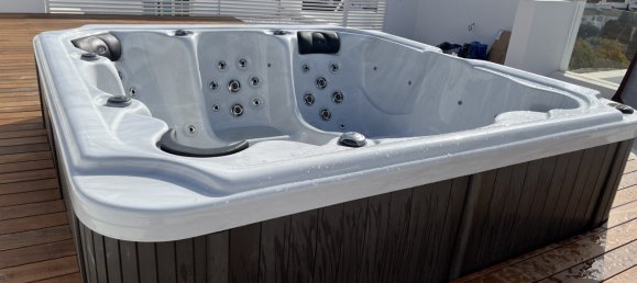 5 bedrooms Villa in Marbella, Spain No. 4794 15