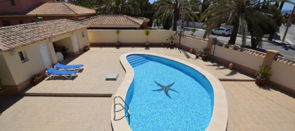 4 bedrooms Villa in Cabo Roig, Spain No. 1033 6