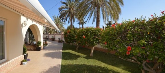4 bedrooms Villa in Cabo Roig, Spain No. 1033 5