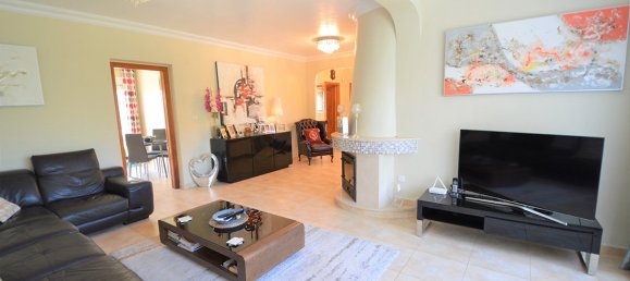 4 bedrooms Villa in Cabo Roig, Spain No. 1033 8