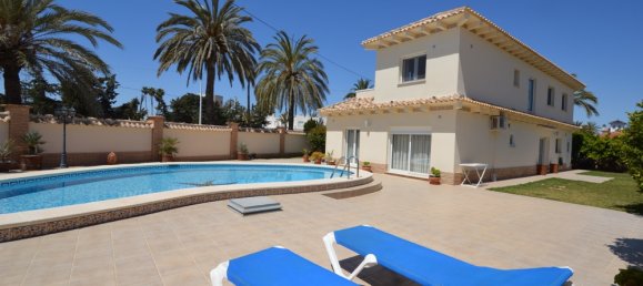 4 bedrooms Villa in Cabo Roig, Spain No. 1033 3