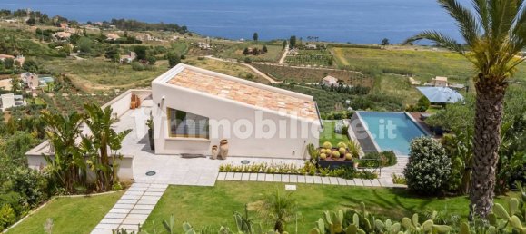 Вилла с 3 спальнями в Кастелламмаре дель Гольфо, Италия № 102030 27