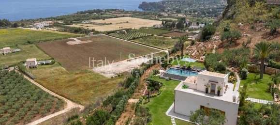 Вилла с 3 спальнями в Кастелламмаре дель Гольфо, Италия № 102030 5