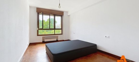 3 bedrooms Apartment in Gijon, Spain No. 148195 4