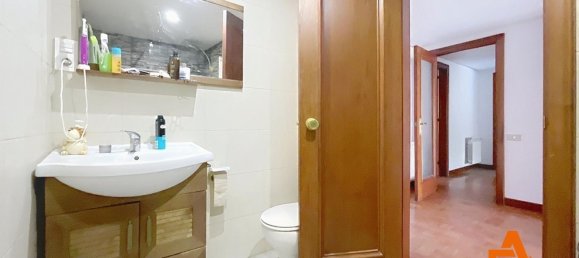 3 bedrooms Apartment in Gijon, Spain No. 148195 7