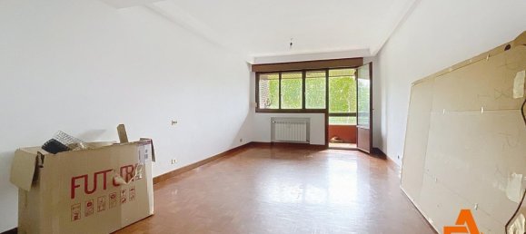 3 bedrooms Apartment in Gijon, Spain No. 148195 3