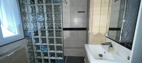 2 bedrooms House in La Ferte-sous-Jouarre, France No. 137234 2