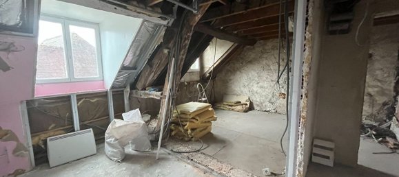 2 bedrooms House in La Ferte-sous-Jouarre, France No. 137234 4