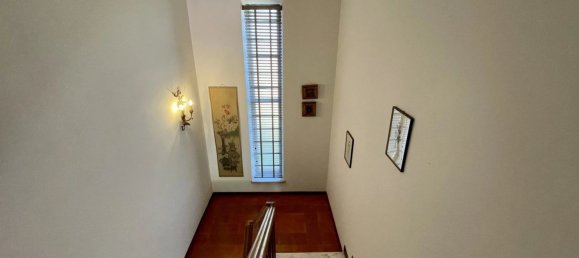 Вилла с 7 комнатами в Лукка, Италия № 104646 15