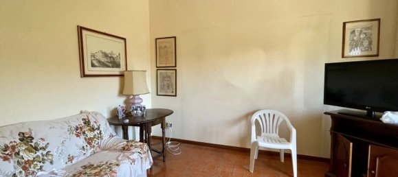 Вилла с 7 комнатами в Лукка, Италия № 104646 10