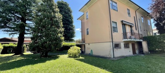 Вилла с 7 комнатами в Лукка, Италия № 104646 5