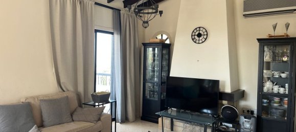 3 bedrooms House in Tala, Cyprus No. 9658 6