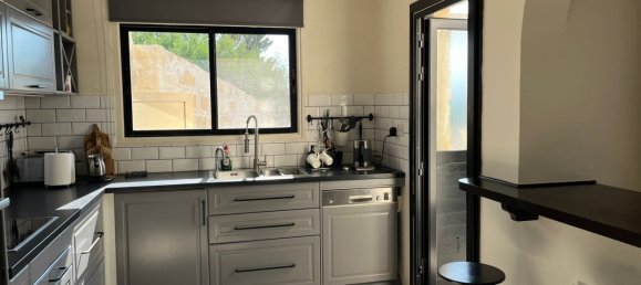 3 bedrooms House in Tala, Cyprus No. 9658 9