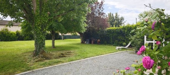 3 Schlafzimmer Haus in Sauze-Vaussais, France, Nr. 310165 3