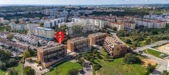 2 Schlafzimmer Doppelhaus in Portimao, Portugal, Nr. 123539 2