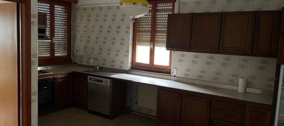 9-salle Appartement à Montagna in Valtellina, Italy No. 250768 9
