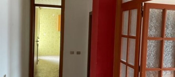 9-salle Appartement à Montagna in Valtellina, Italy No. 250768 7