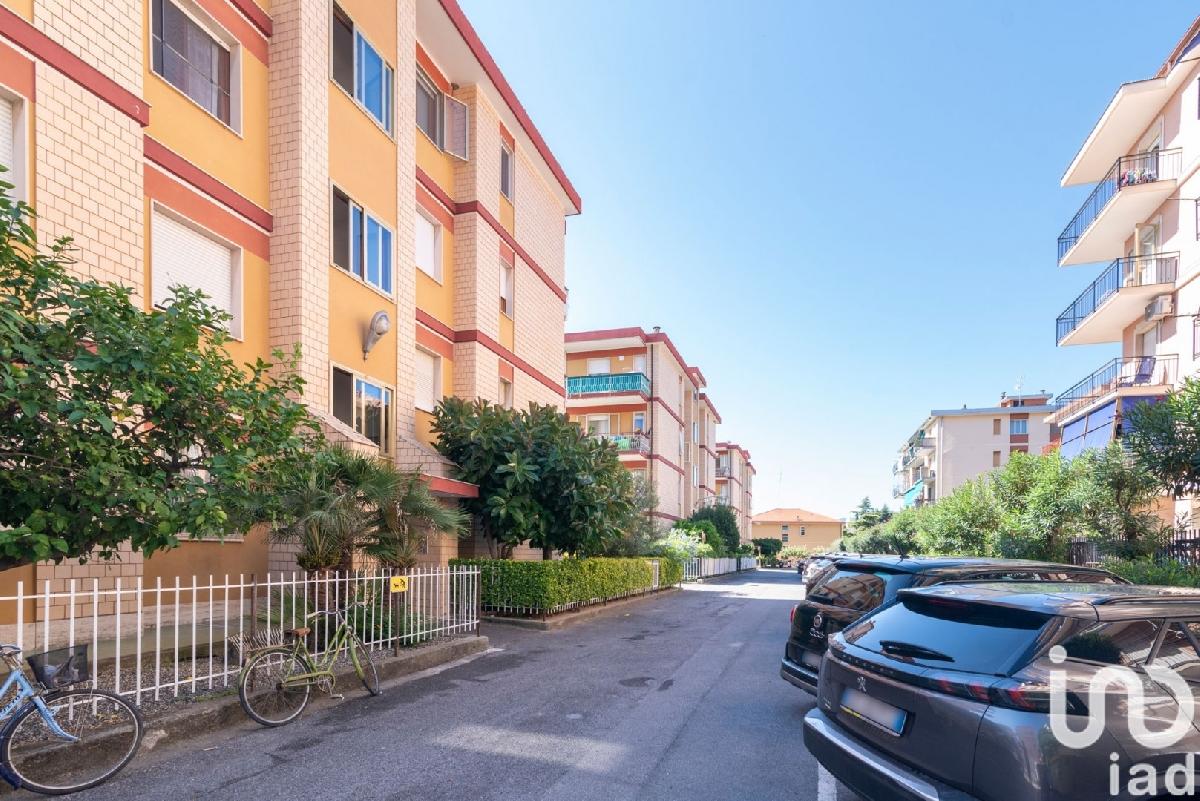 1 Schlafzimmer Wohnung in Ceriale, Italy, Nr. 371755