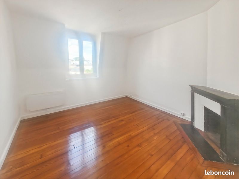 1 bedroom Apartment in Fontenay-sous-Bois, France No. 289486