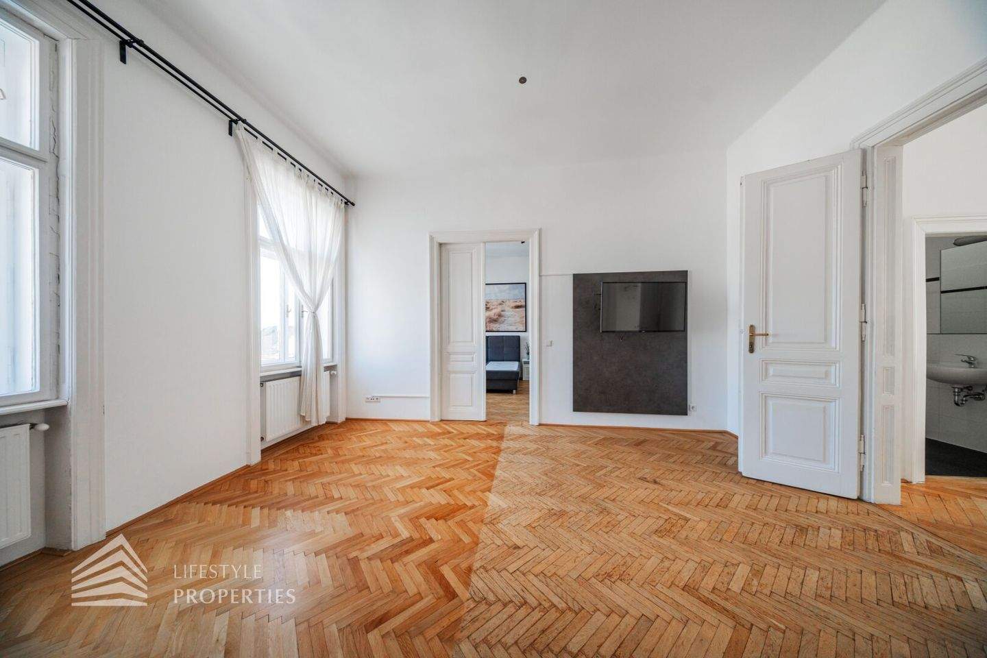 3 rooms Apartment in Mariahilf, Austria No. 246371