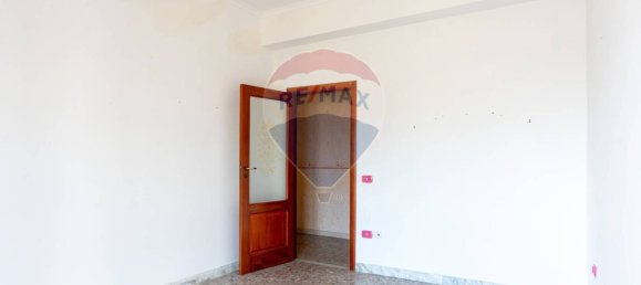 2 bedrooms Apartment in Pozzuoli, Italy No. 268511 5