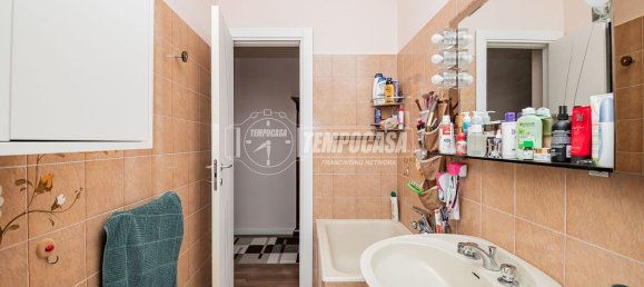 Apartamento de 2 divisões em San Giuliano Milanese, Italy N.º 58875 17