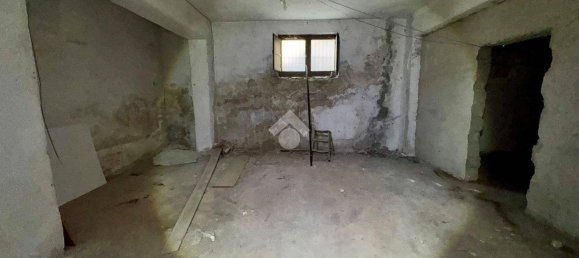 300m² Warehouse in Corigliano Rossano, Italy No. 343996 7