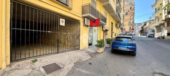 300m² Warehouse in Corigliano Rossano, Italy No. 343996 2