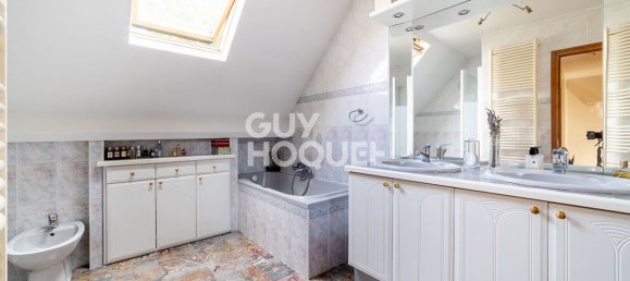 4 Schlafzimmer Haus in Colombes, France, Nr. 299604 12