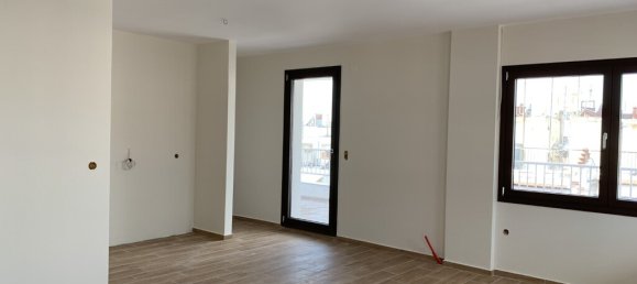 3 bedrooms Apartment in Thessaloniki, Greece No. 3911 5