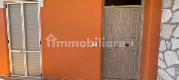 Вилла с 4 спальнями в Ардеа, Италия № 98800 10