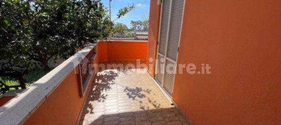 Вилла с 4 спальнями в Ардеа, Италия № 98800 36