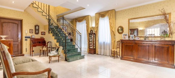 5 bedrooms Duplex in Rome, Italy No. 373326 2