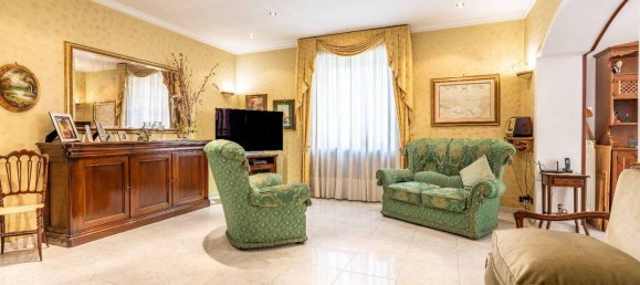 5 bedrooms Duplex in Rome, Italy No. 373326 7