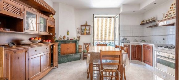 5 bedrooms Duplex in Rome, Italy No. 373326 10