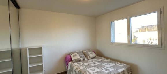 Casa de 4 dormitorios en Montgivray, France No. 89394 14